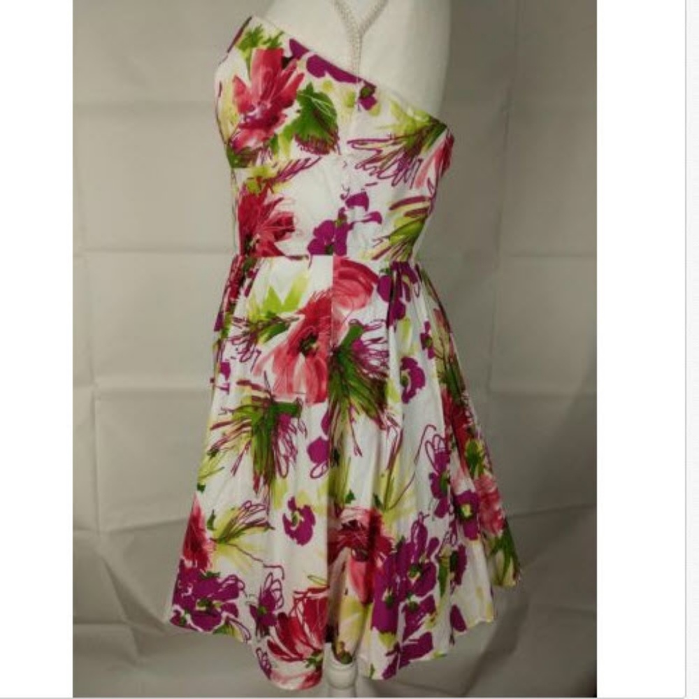 Allen B. Dress Sz 10 White Floral Micro A Line - Picture 3 of 6